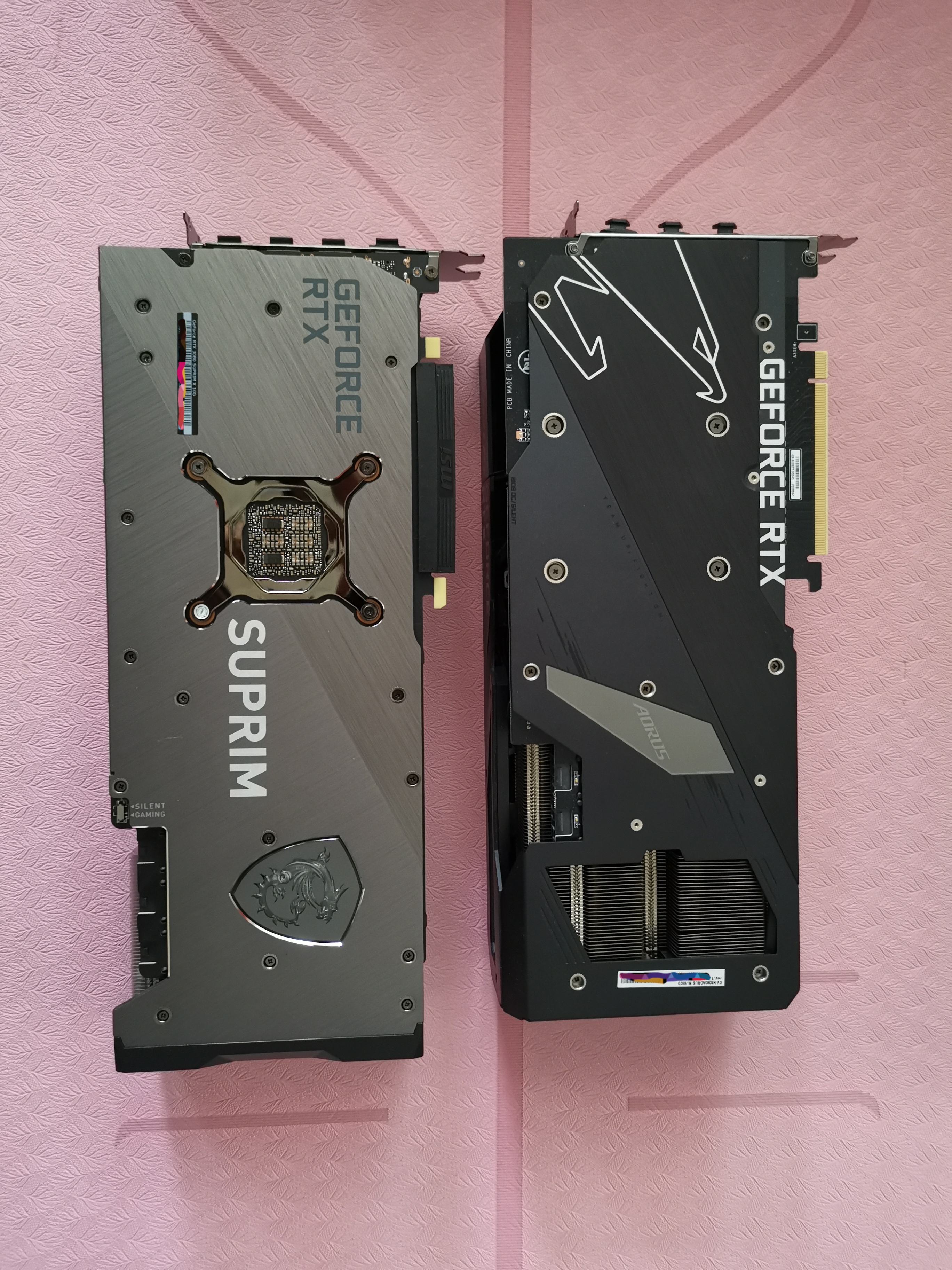 3080超级雕和超龙外观对比