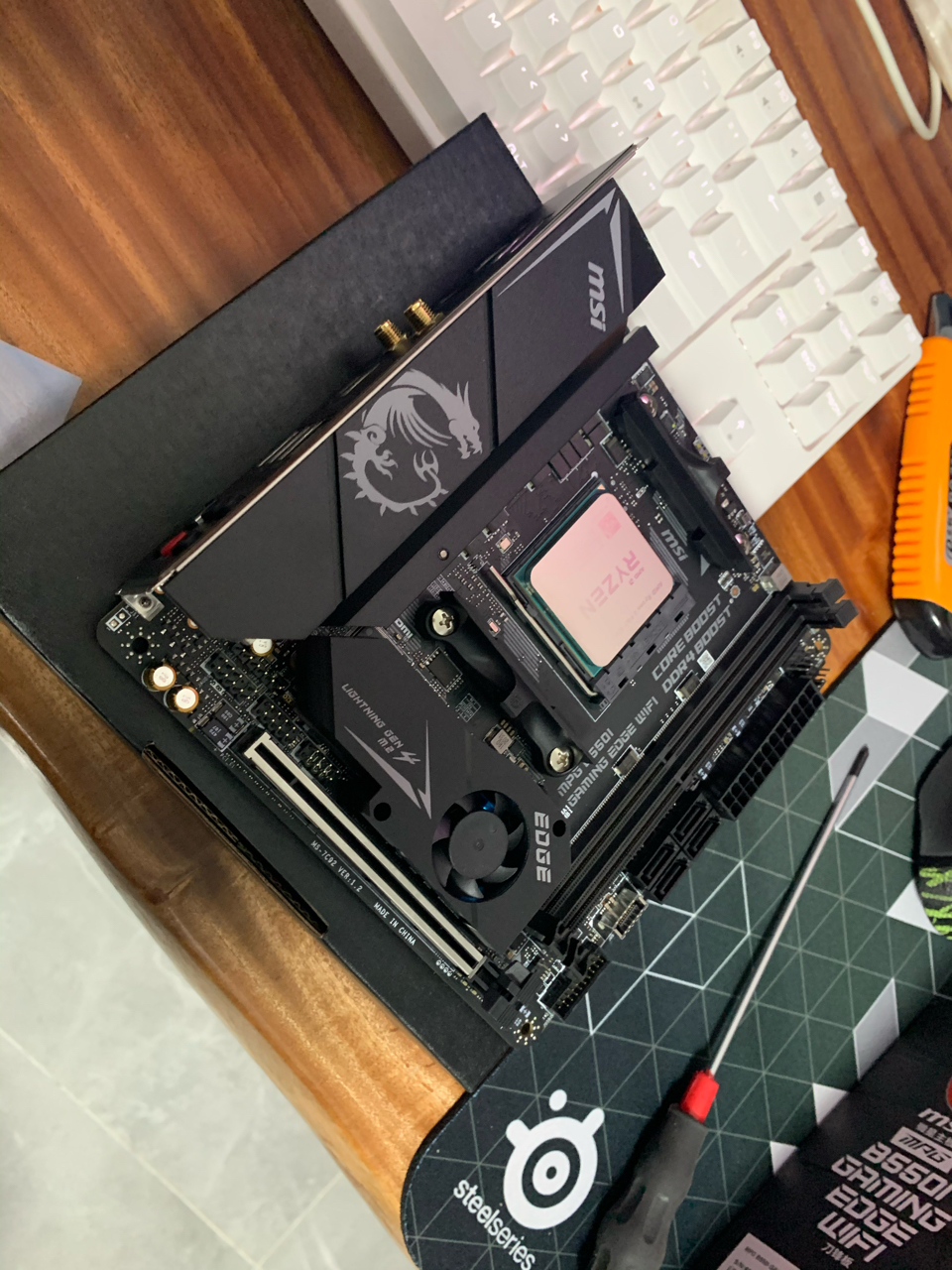 出msimpgb550igamingedgewifi主板