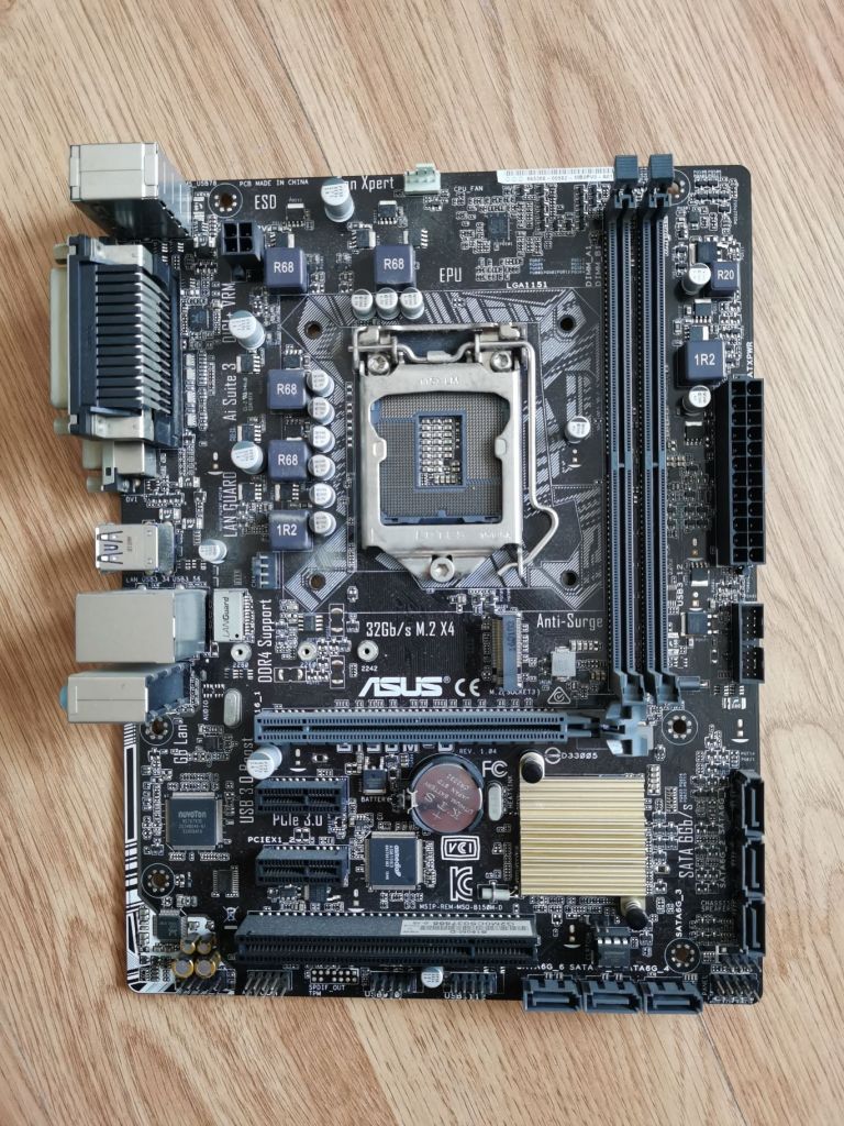 出华硕b150md主板内存4gx2索奈特