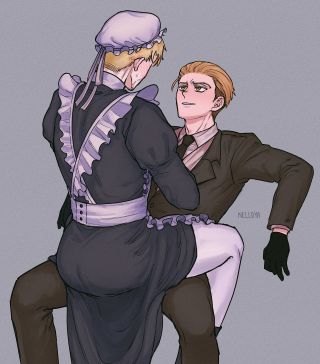 你们有没有莱纳的涩图