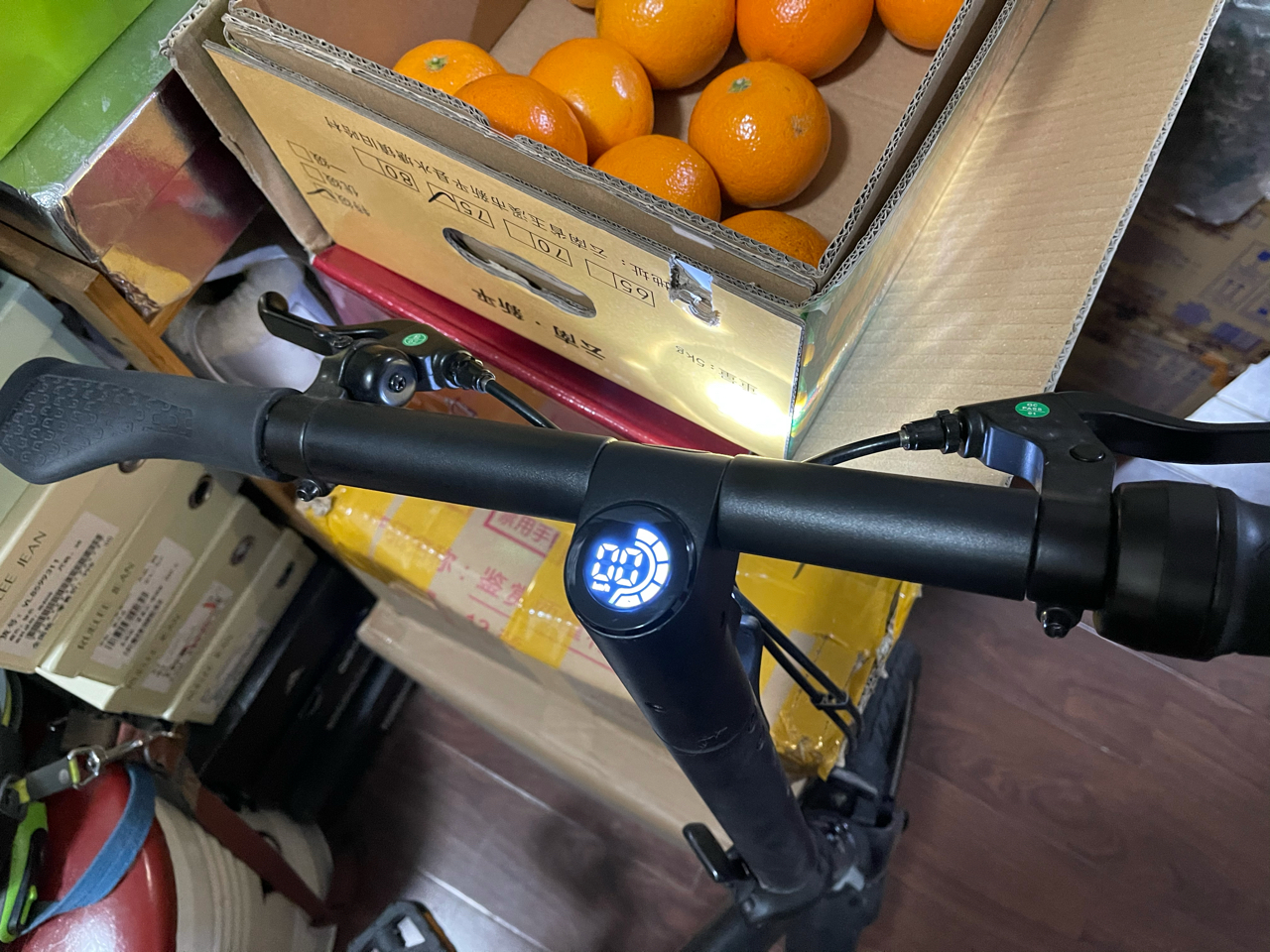 杭州出爱玛m1t折叠电动车