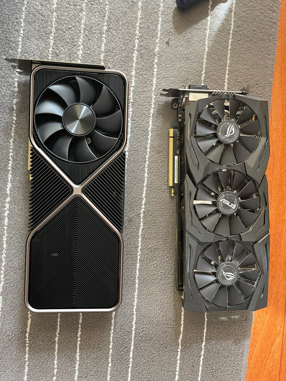 华硕猛禽rogstrix1080tio11g显卡