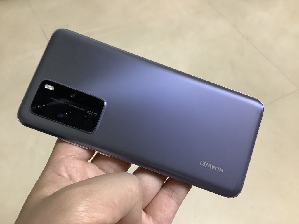 出一台p40pro128g银色