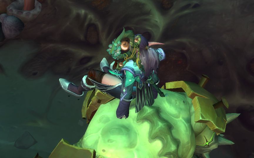 你觉得丑是设计师沙雕,如果把裤子给一套过膝袜,像是血精灵2套传承