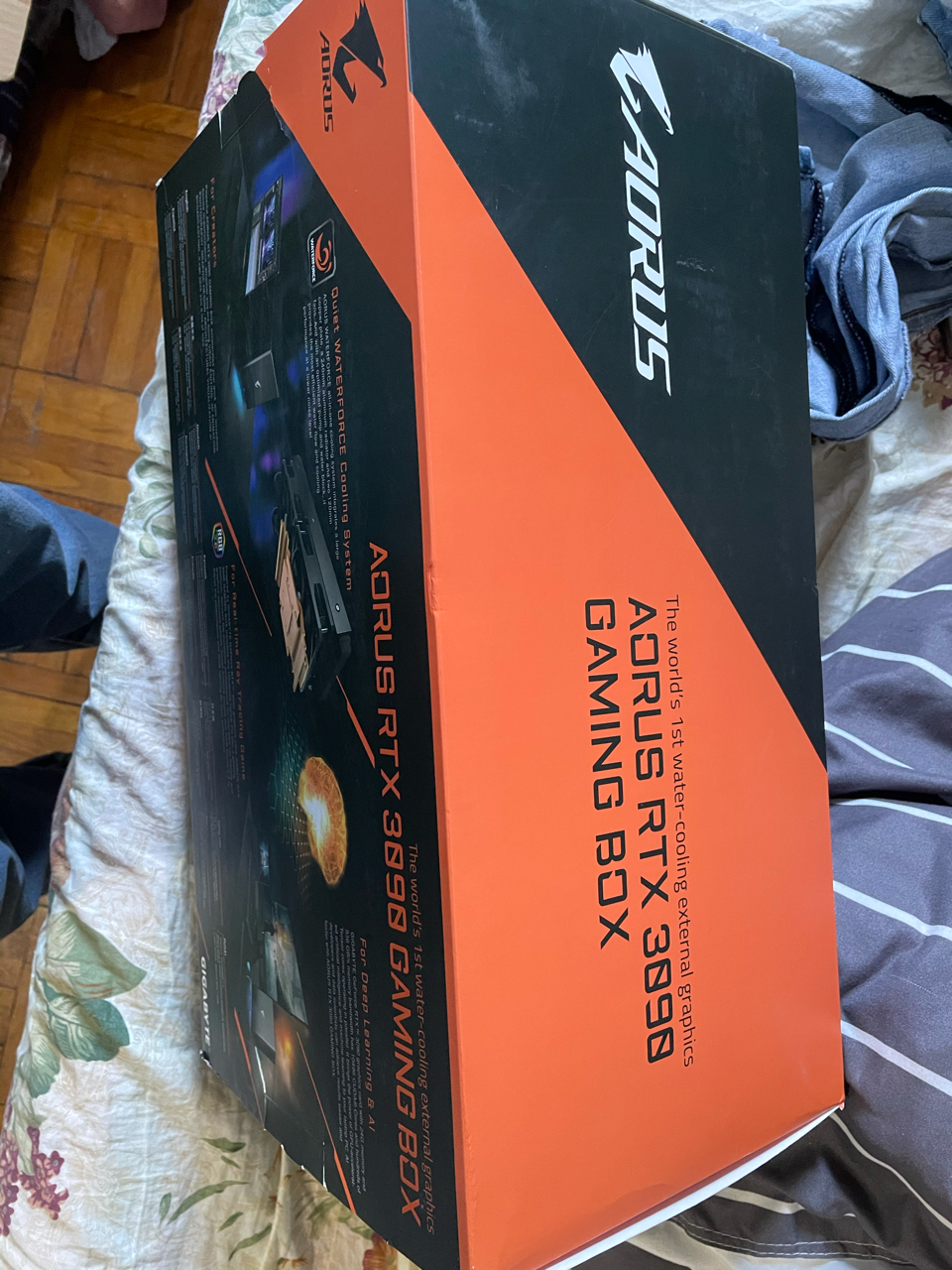 3090技嘉水之力显卡坞小拆图解