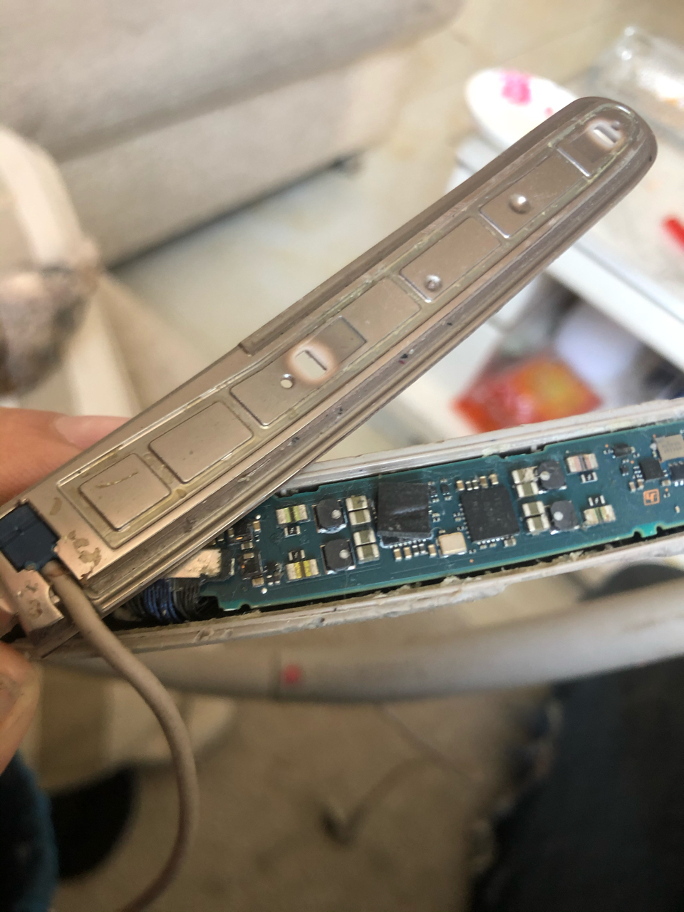 武汉有没有索尼耳机的维修点我这有一个wi1000x坏一年多了