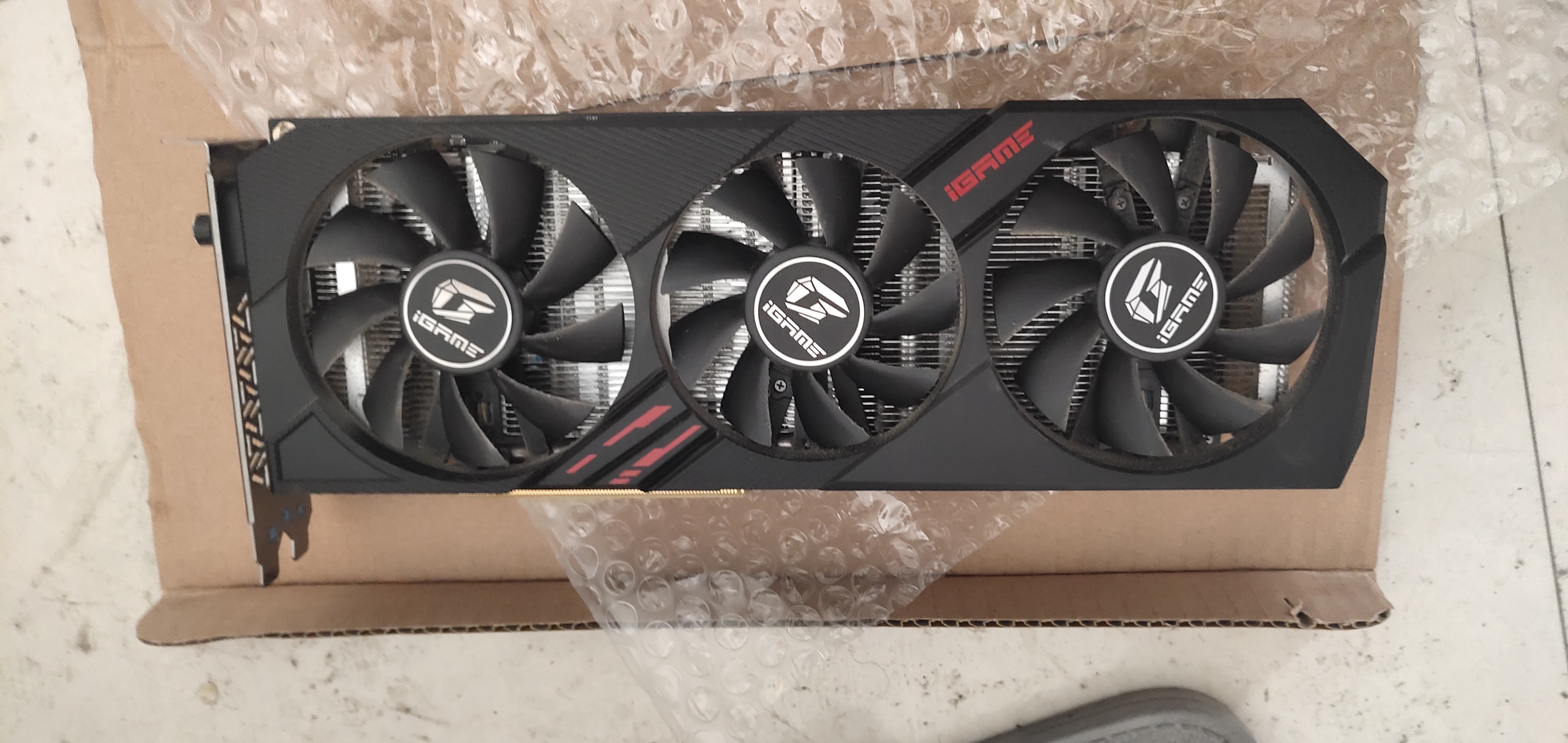 出一块七彩虹1660ultra6g