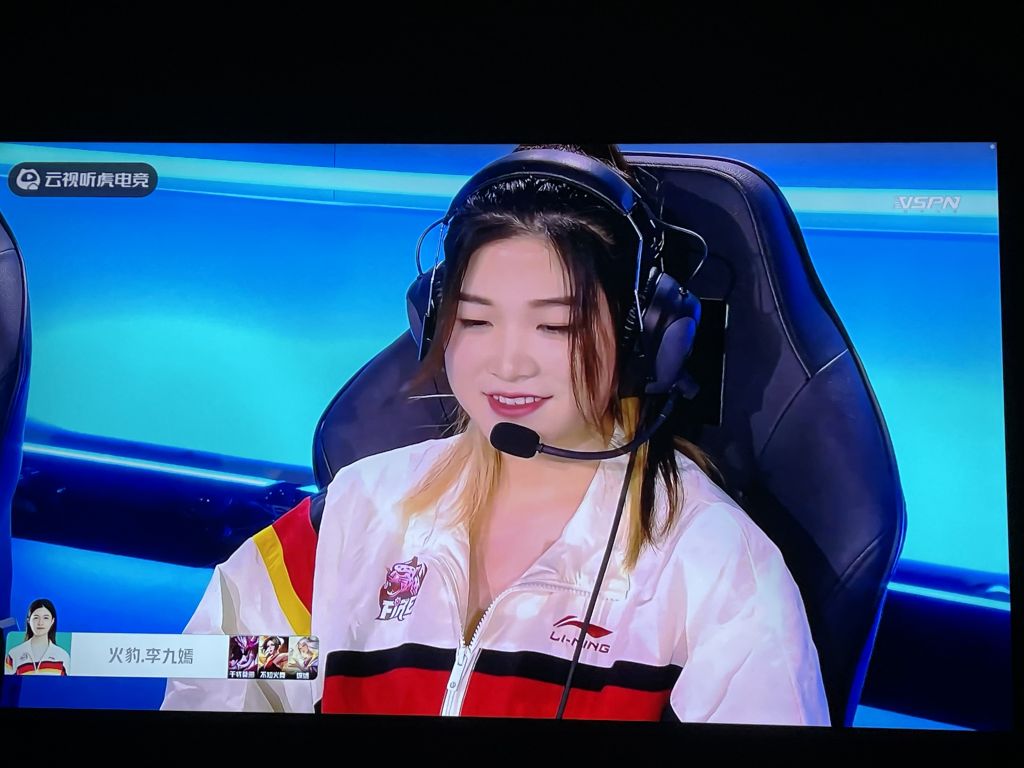 k甲战队居然有妹子