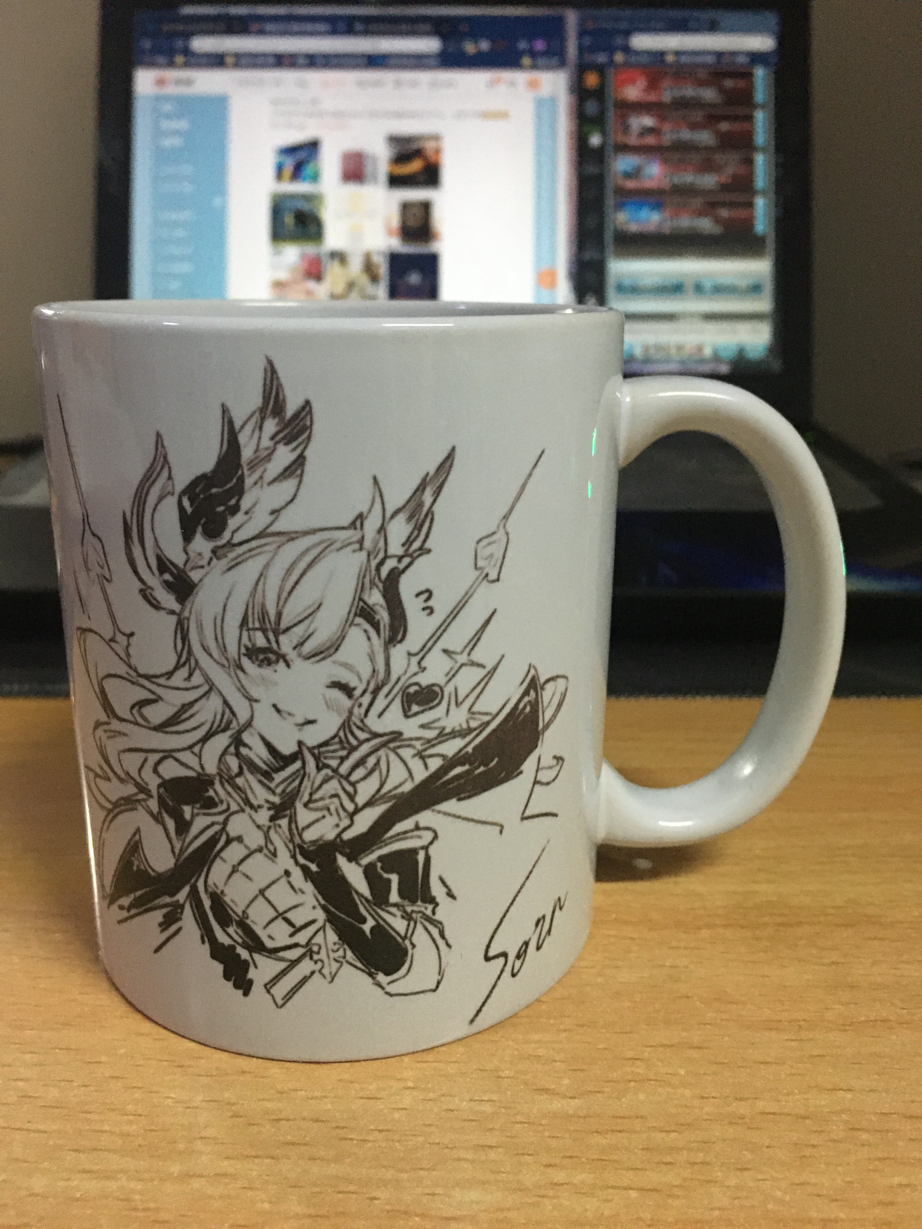 联动去年印鸽马克杯 给大家安利一下透明磨砂杯子