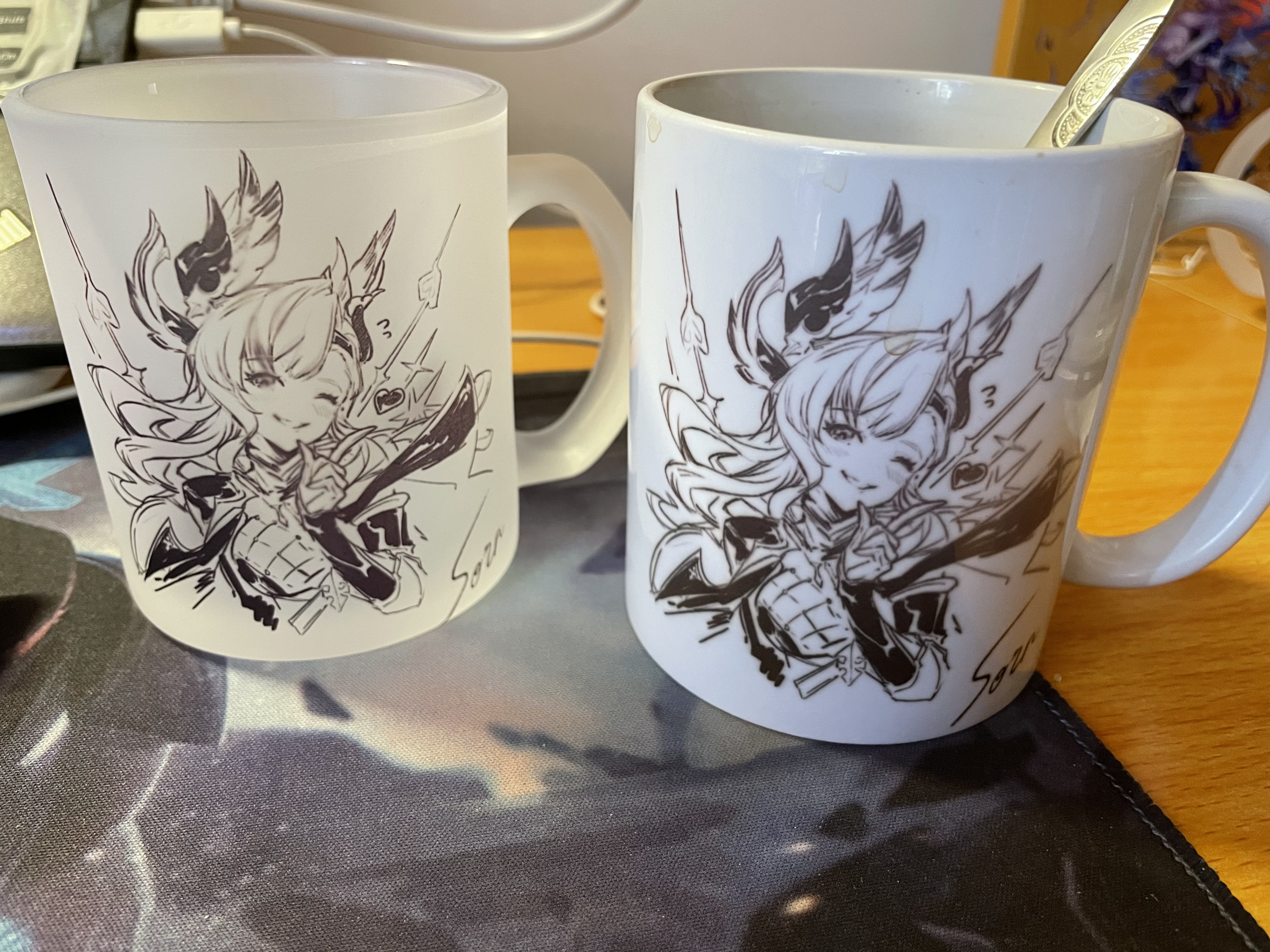 联动去年印鸽马克杯 给大家安利一下透明磨砂杯子