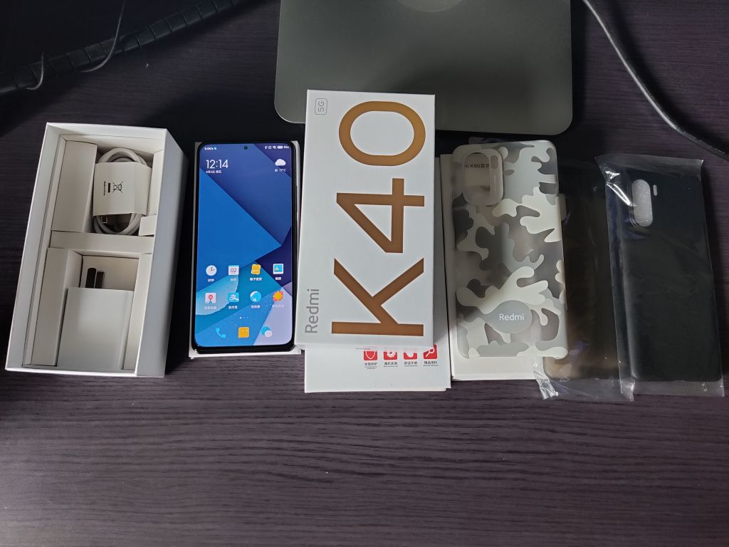 [已出][手机]红米 k40 12 256g 亮黑 2399元