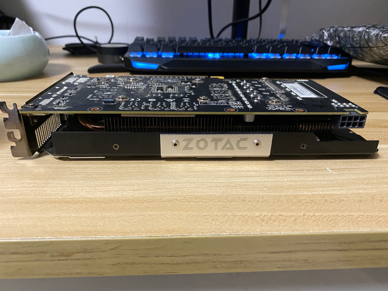 出一个索泰1060oc3g已上图