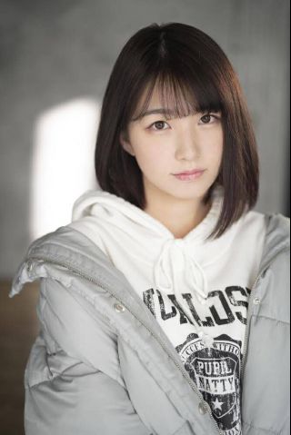 短发樱花妹实在是太可爱啦