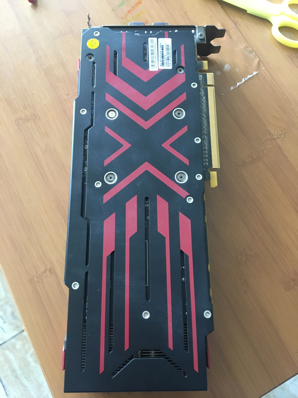 出显卡迪兰datalandrx4704gxserial12427000mhz4gb256bitgddr5dx12