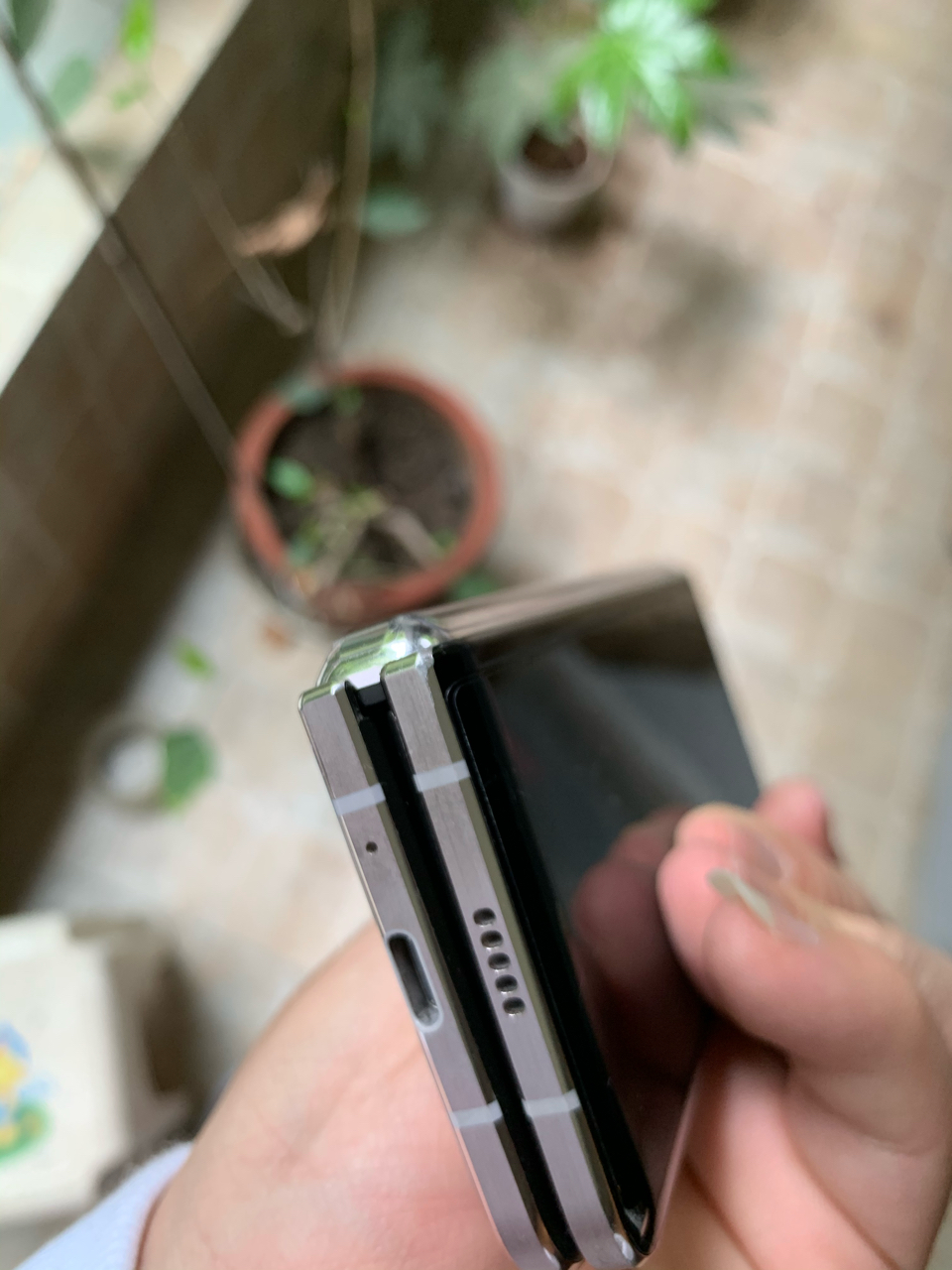 出一台三星旗舰手机w20