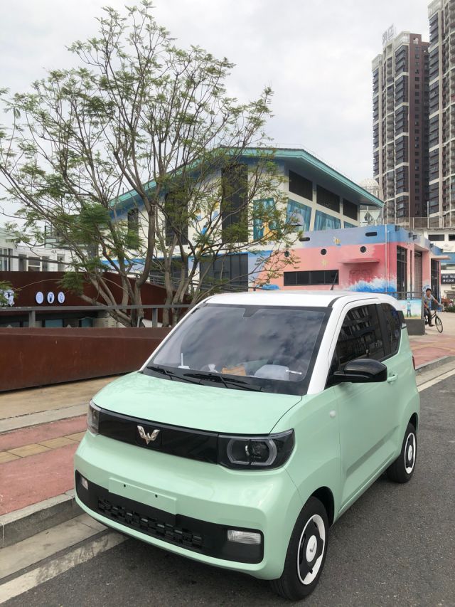 五菱宏光mini马卡龙绿,提车作业