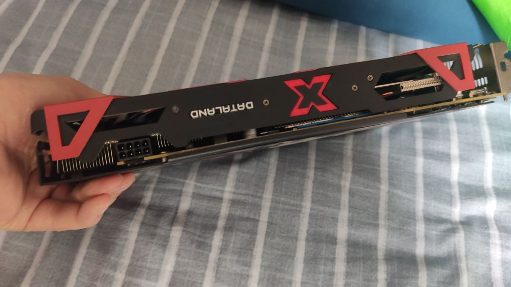 出两张rx480 8g 迪兰恒进 走闲鱼