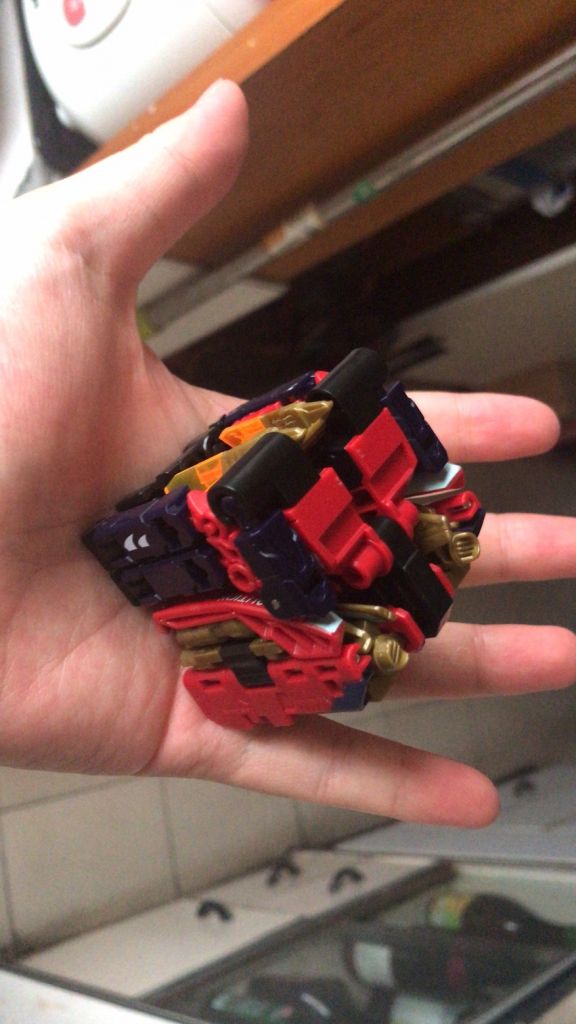 [可动成品]低配kabuto?猛兽匣红色独角仙魔镖到货分享