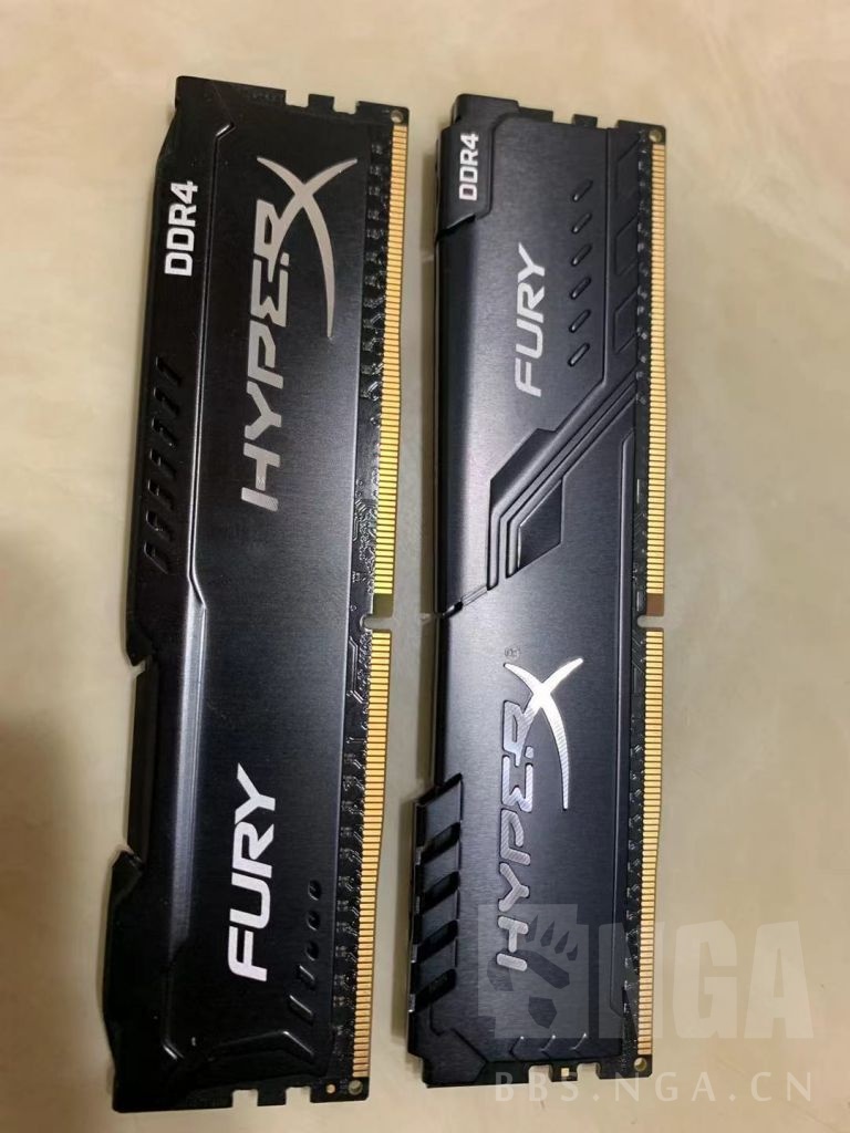 已出,出金士顿骇客神条ddr4 2400mhz 8gb*2