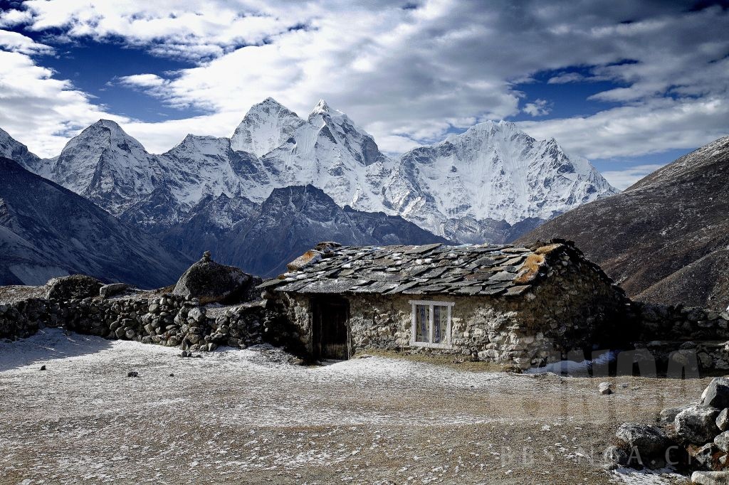 魔兽世界里都有哪些地方是和现实世界中高度类似的[场景]或者[风景]