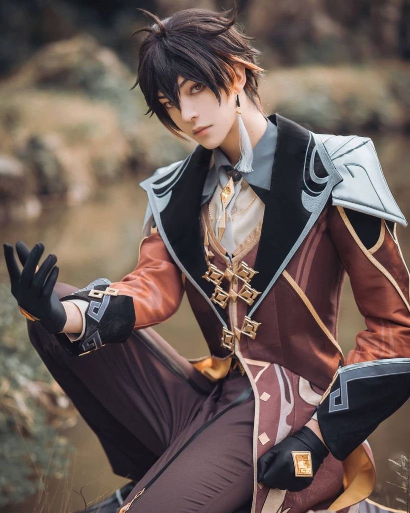 [闲聊杂谈]钟离人气这么高,好像很少看到cosplay图片?