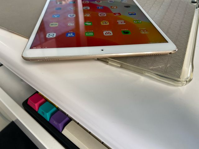 [手机平板][手机平板]ipadpro二代10.5 美版wifi256.2300出