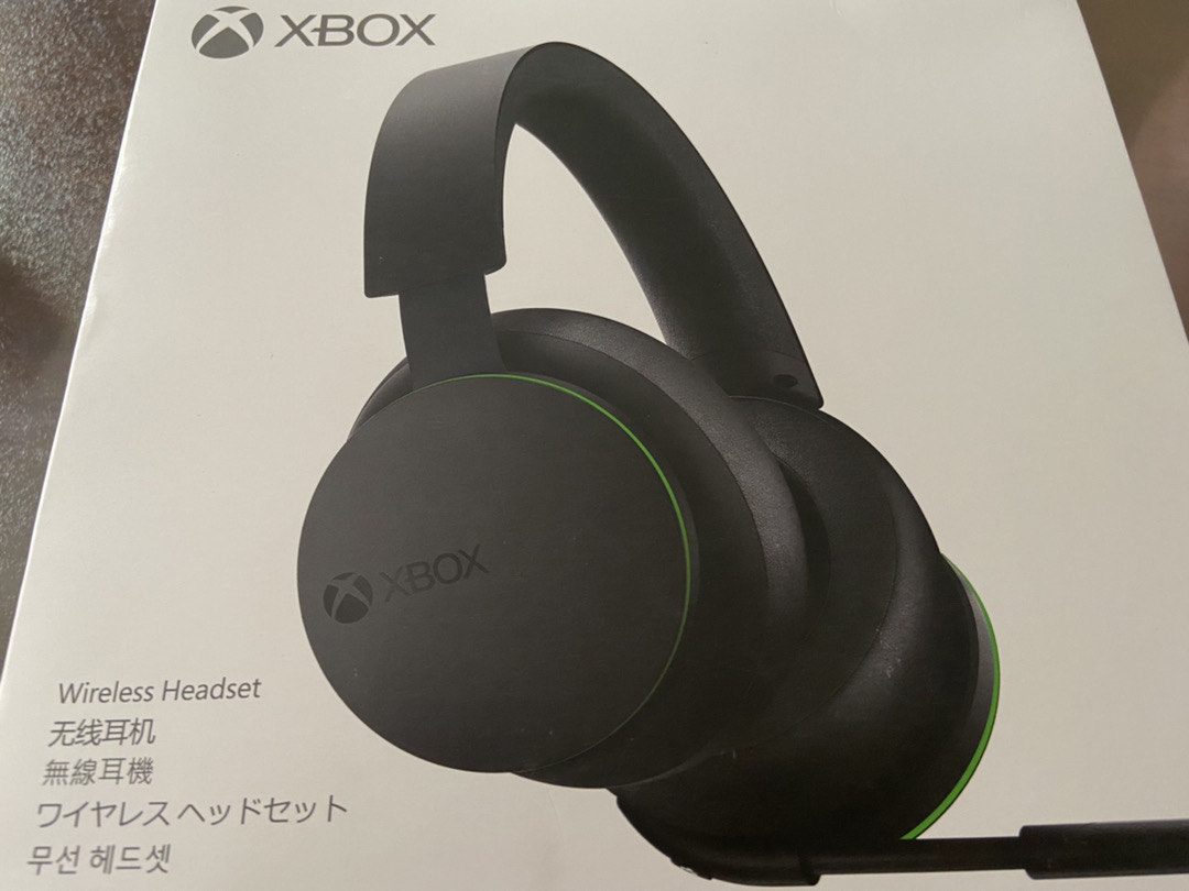 xbox这个耳机真不错边开极限竞速边听手机里的歌