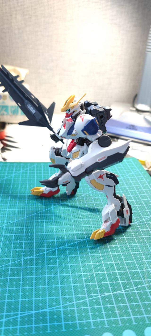 水贴瞎贴---对人生第一个高达hg巴巴托斯的破罐破