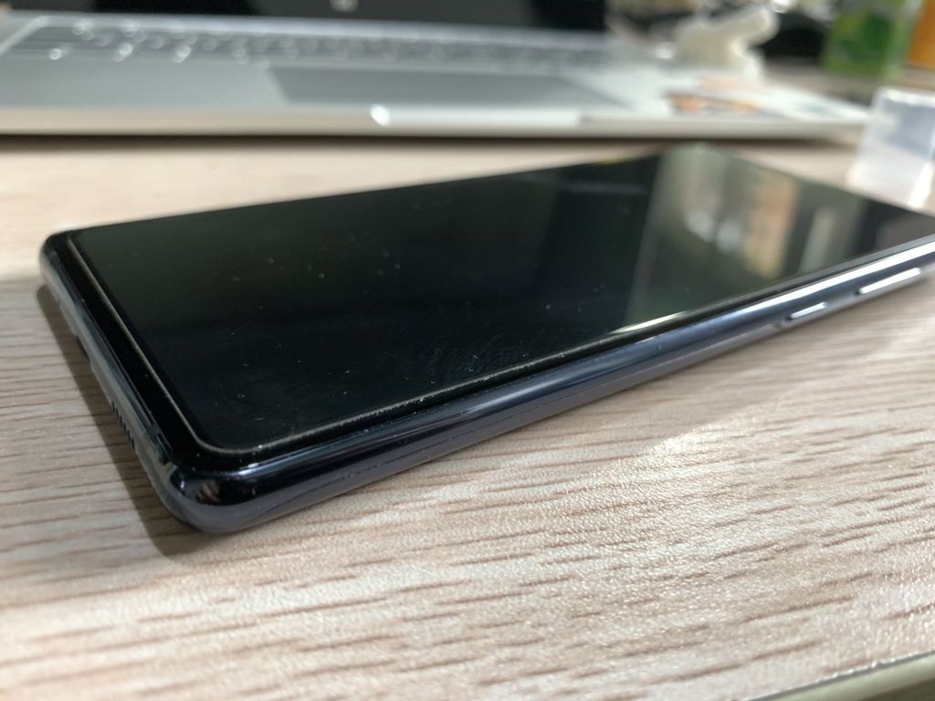 被鸽了重新上架出一台三星s20fe256g浮氧蓝
