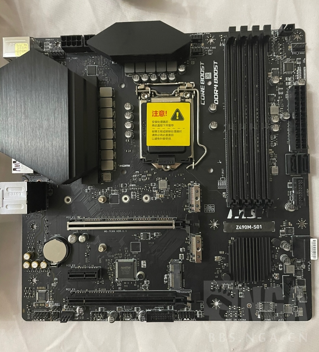 680包95新微星z490m s01主板,使用不到一个月