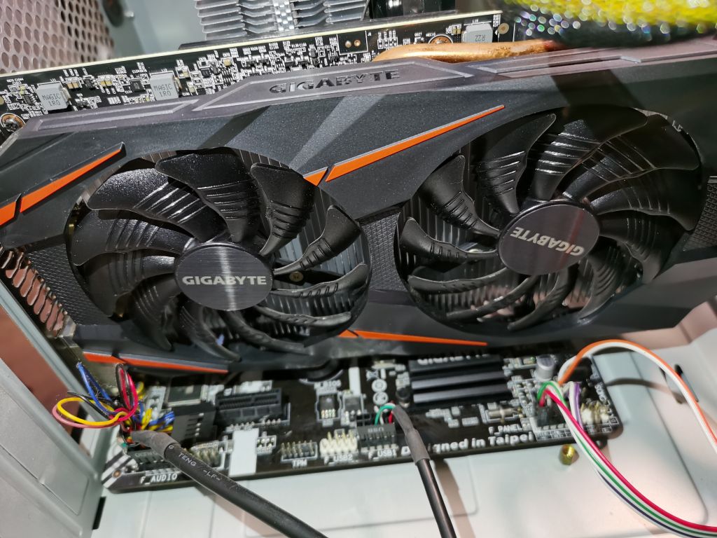 出技嘉显卡10605g有盒子在保