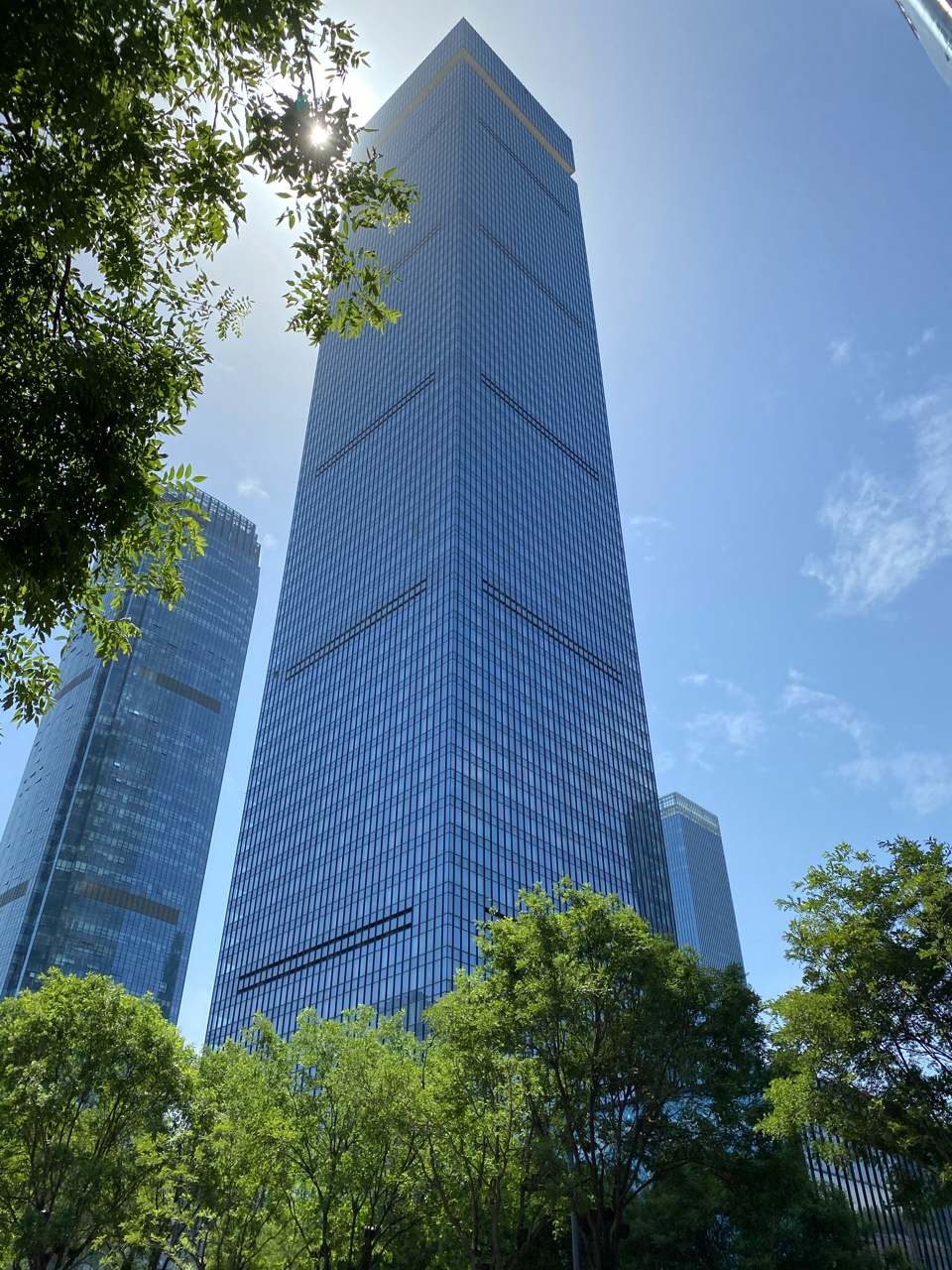 11pro实拍西安最高建筑