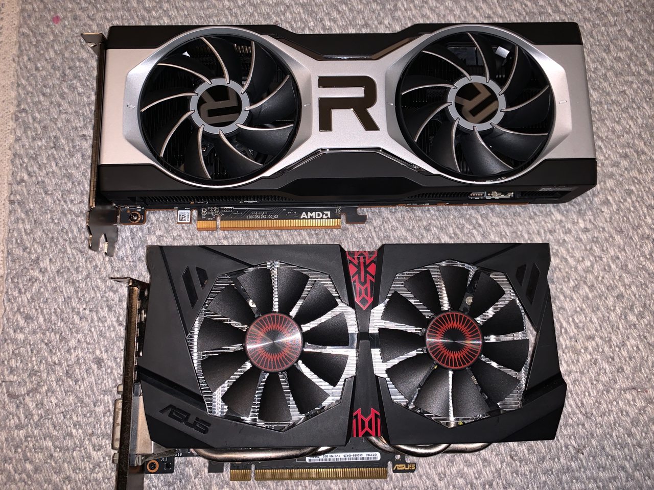 家人们,6700xt oem能不能换超白金散热器?