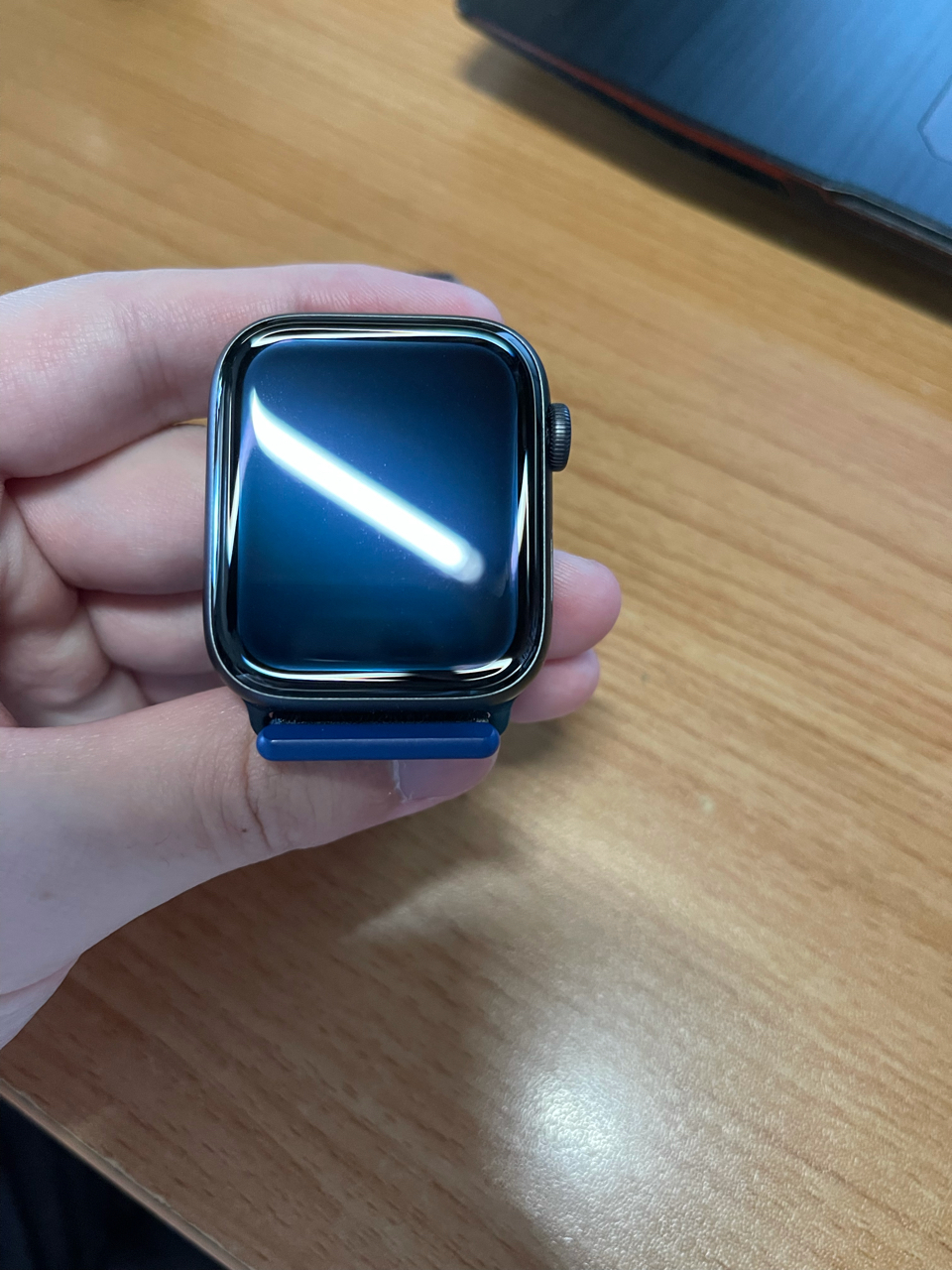 已出出applewatchse44mm蜂窝版