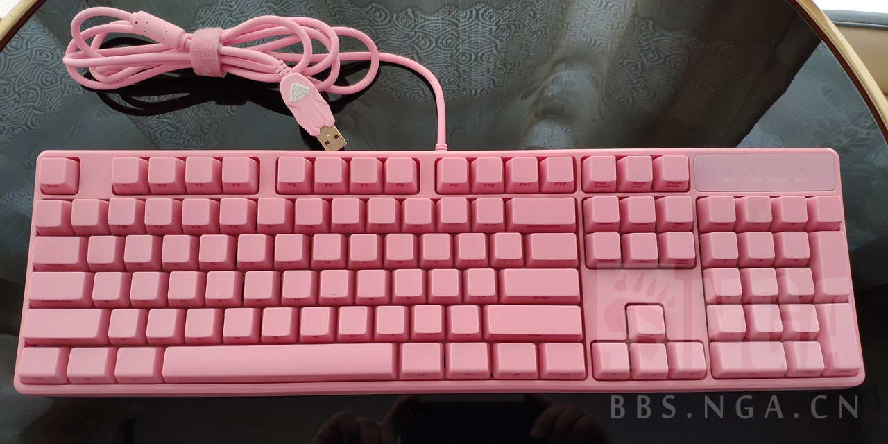 外设已出狼蛛g908黑轴粉色侧刻机械键盘