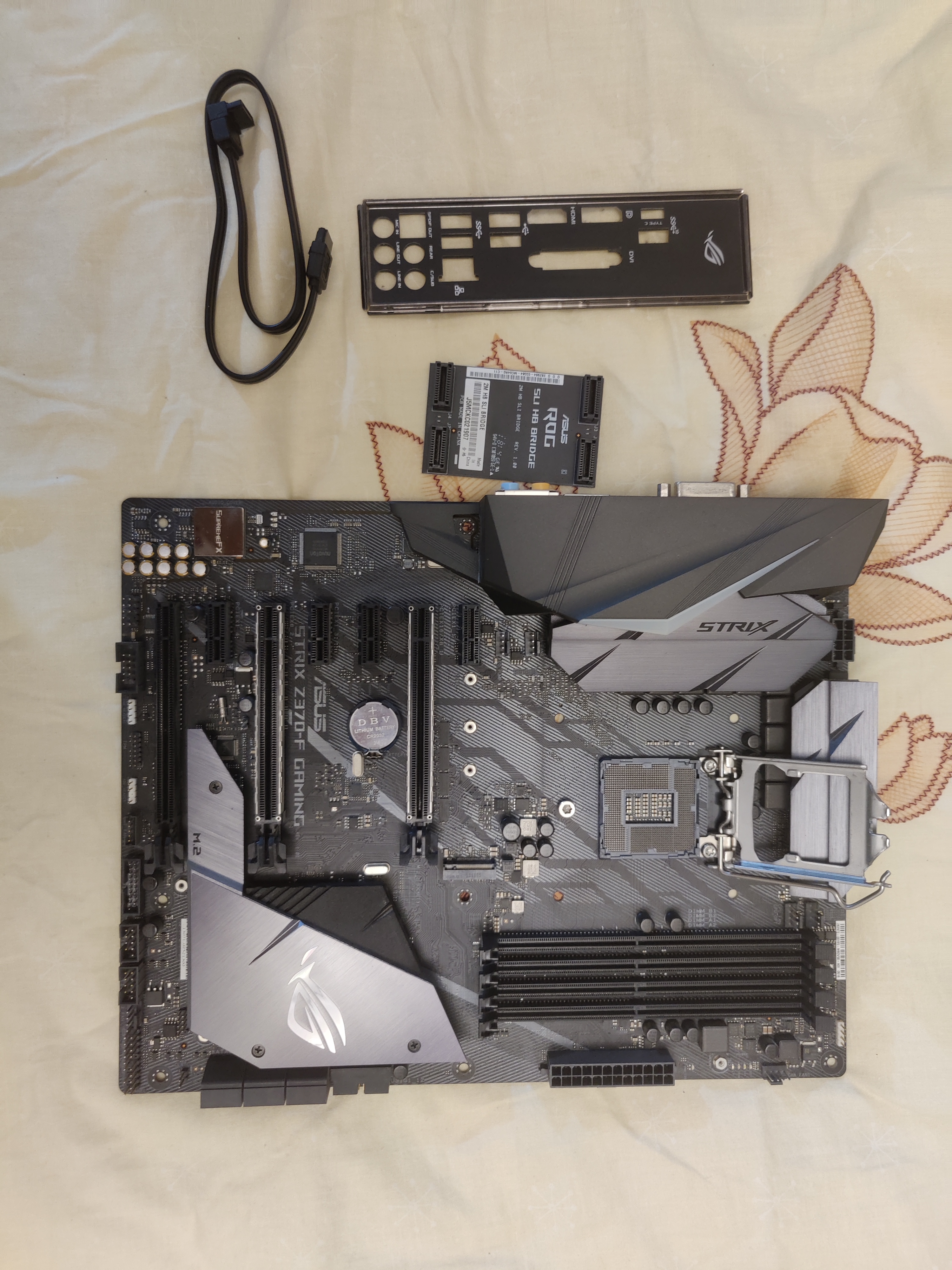 华硕rogstrixz370f主板9新