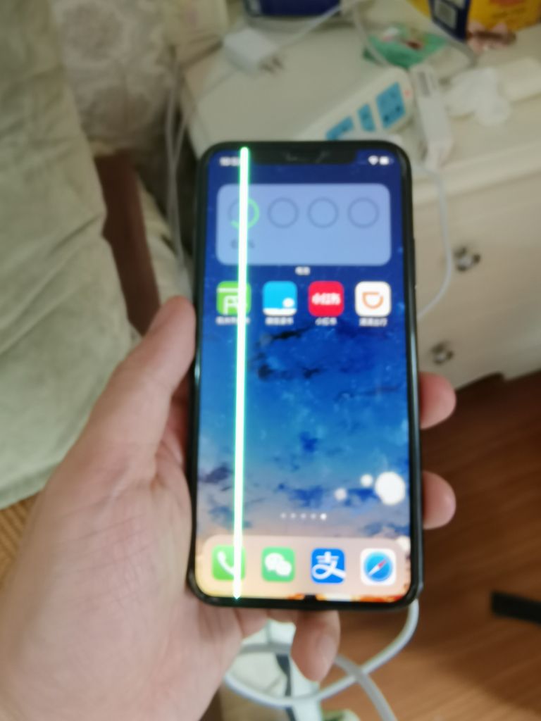 杭州出一台内屏有绿线的iphonex