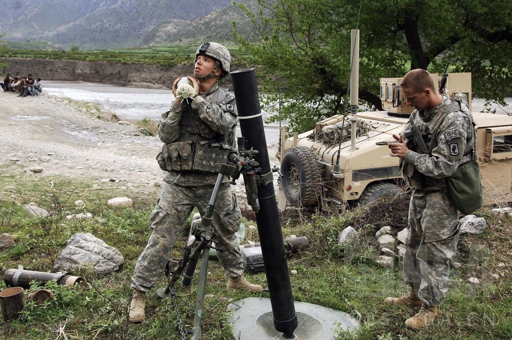 我要是写个小说,设定一个武器:单兵125炮,会被喷么?