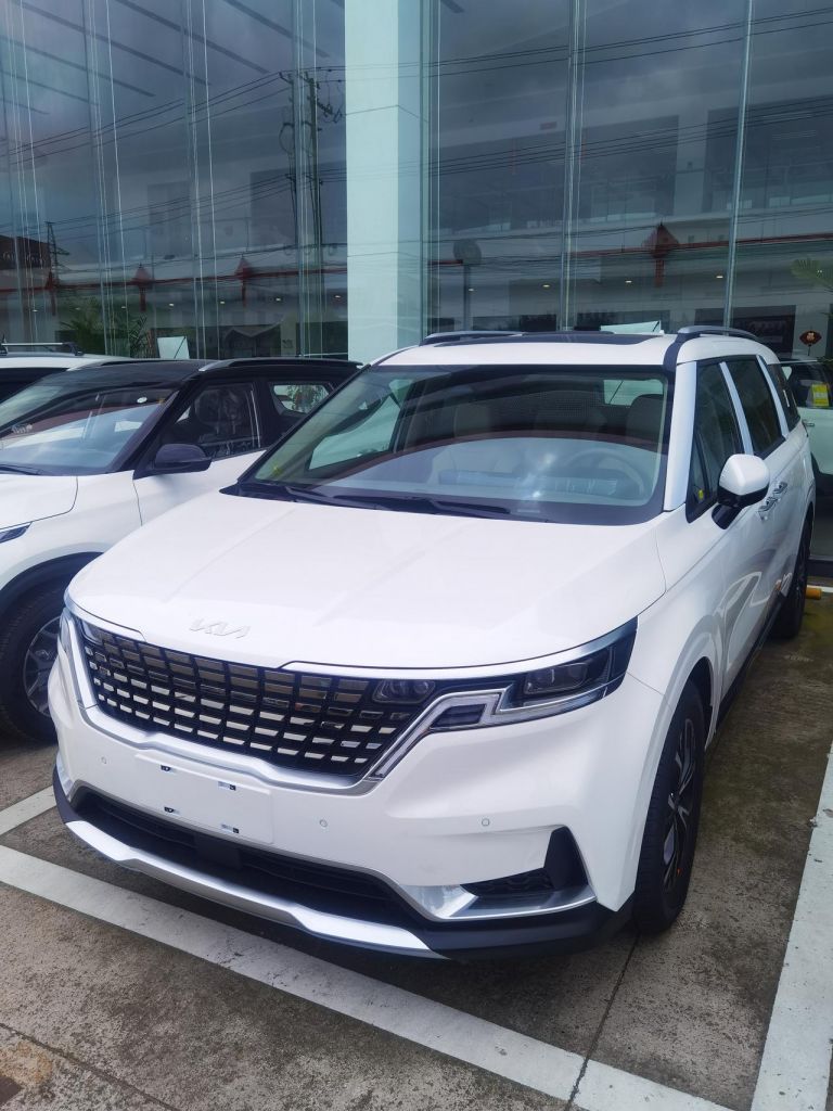 国产起亚嘉华到店