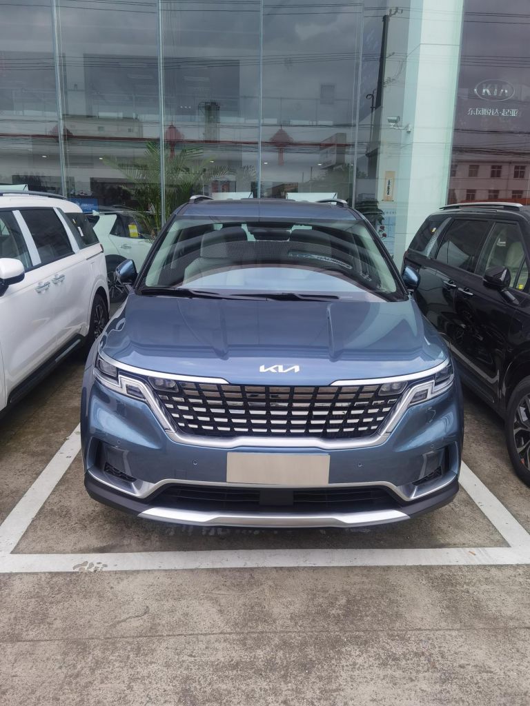 国产起亚嘉华到店