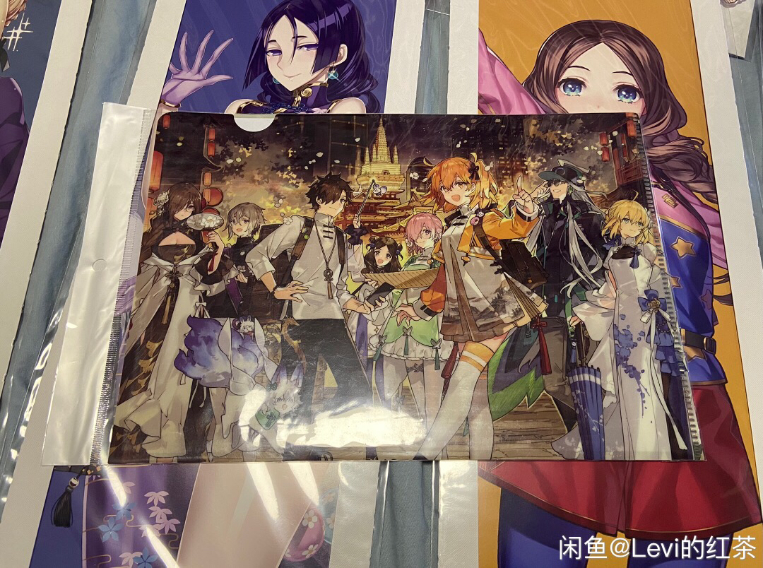 (周边相关)有人知道 下面那个赖光旗袍的周边是啥吗?