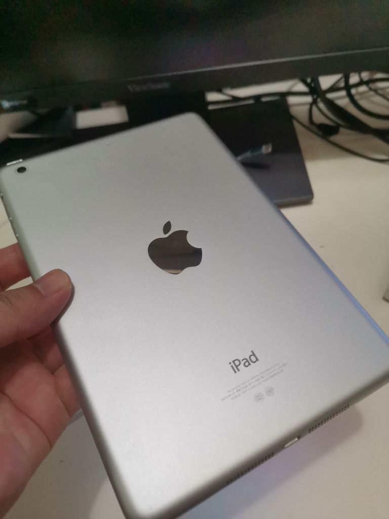 出个不太灵光的ipadmini232g