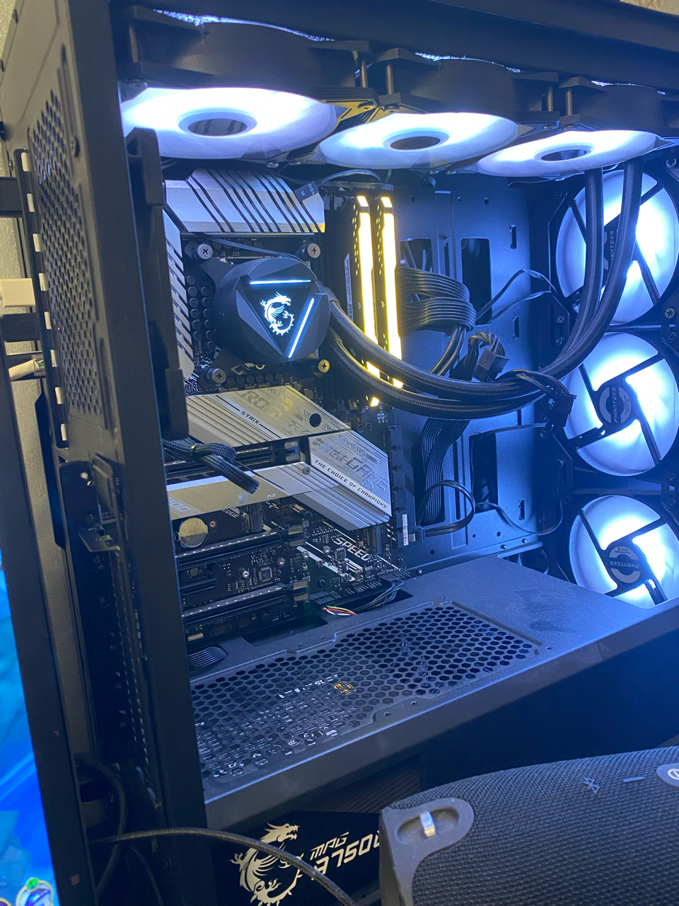 3070ti超龙超龙x火神猛禽选哪个