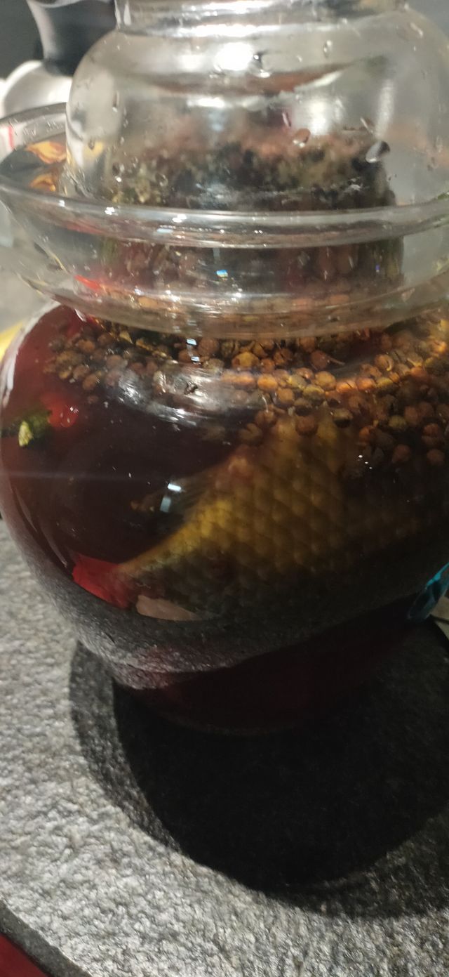 周末搞了坛鱼辣子泡椒
