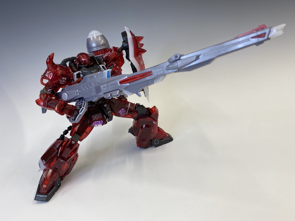 [新闻资讯] mg 1/100 炮击型扎古勇士(露娜玛丽亚·霍克专用机)[彩透