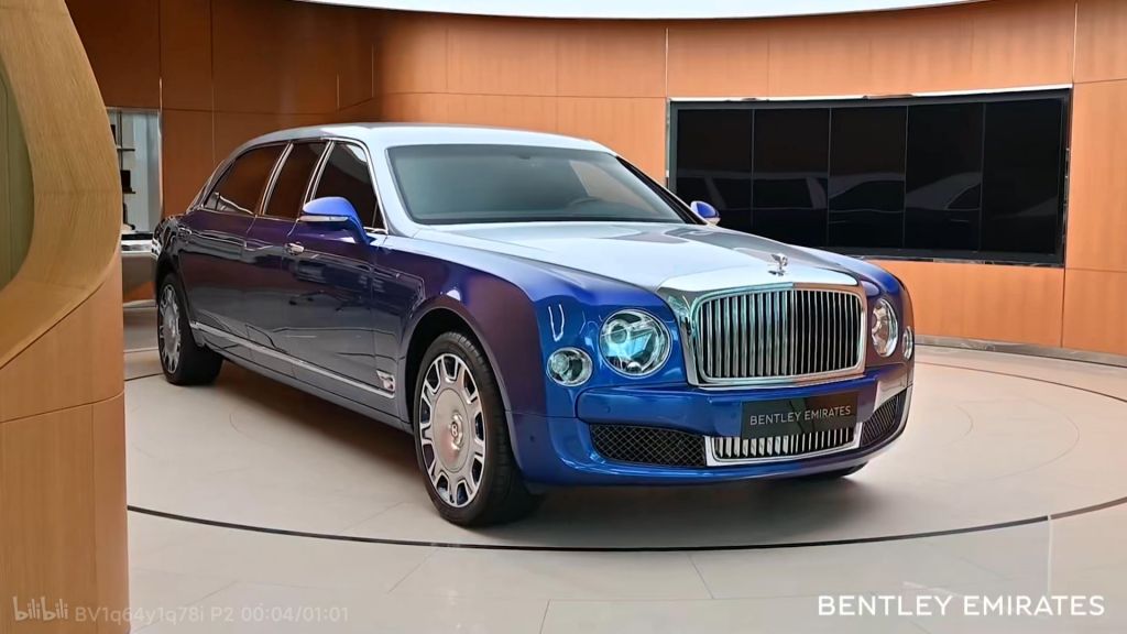 b站看到宾利防弹加长慕尚这座椅布局脚能好放吗