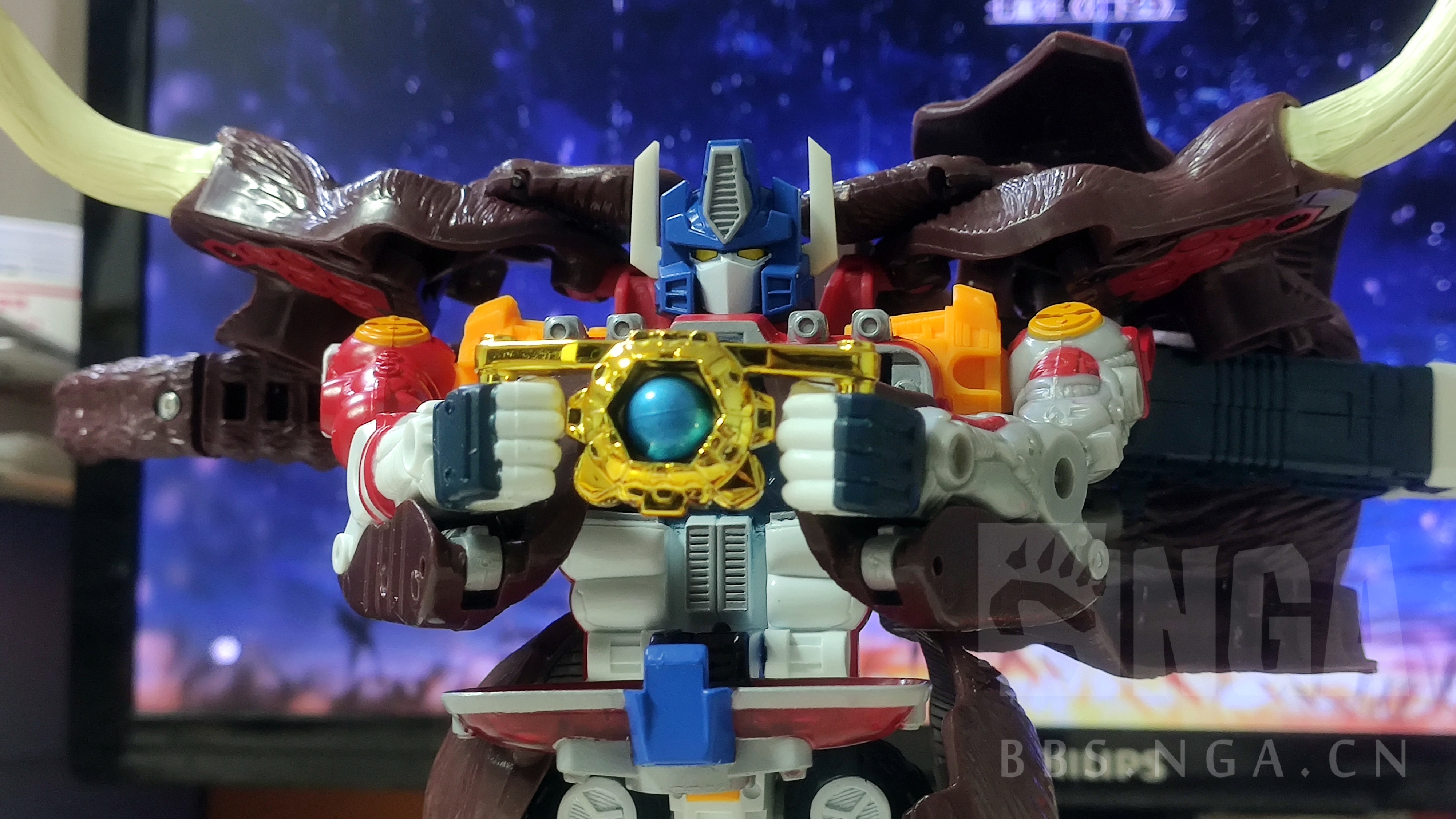 可动成品一人成军复刻版bigconvoy猛犸擎天柱