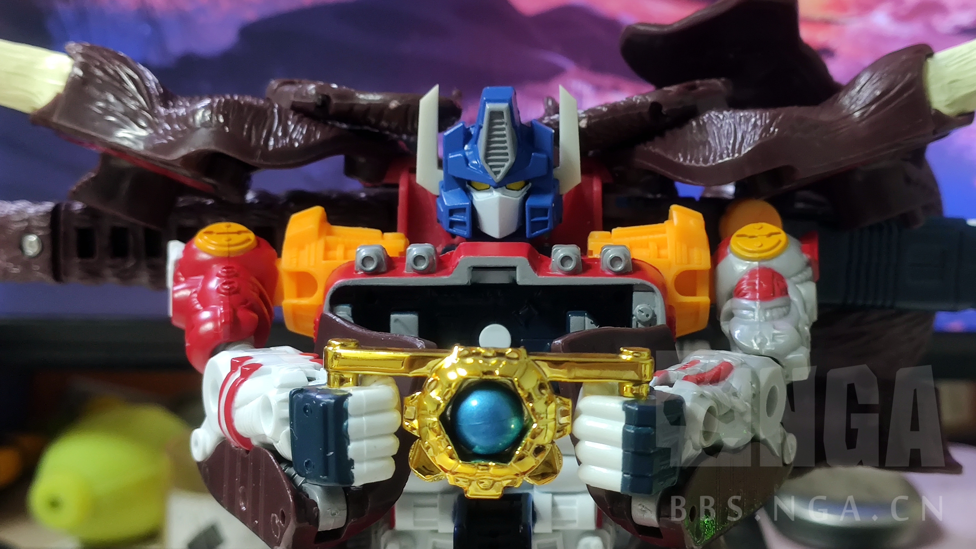 可动成品一人成军复刻版bigconvoy猛犸擎天柱