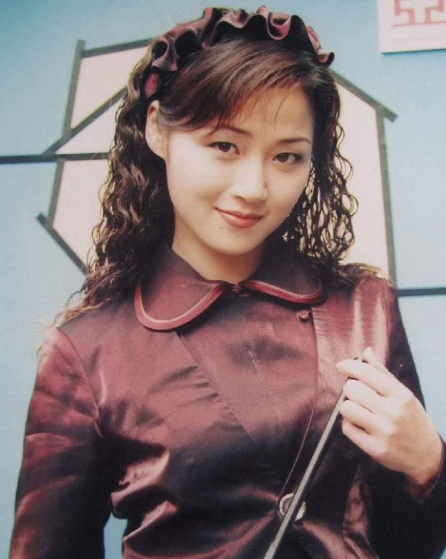 推书都市后宫已完结一吻之间作者房东老才