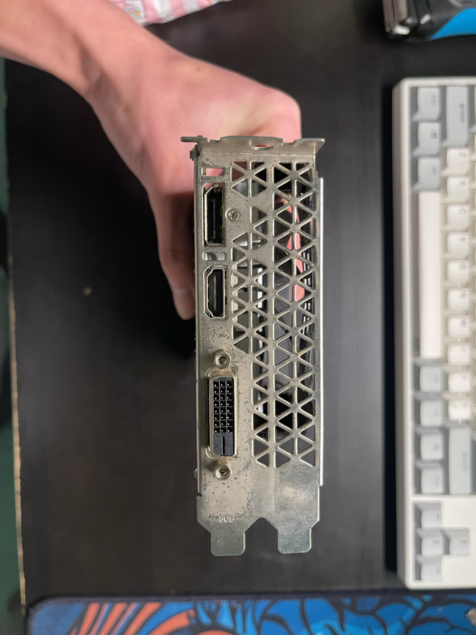 出一张七彩虹10603g